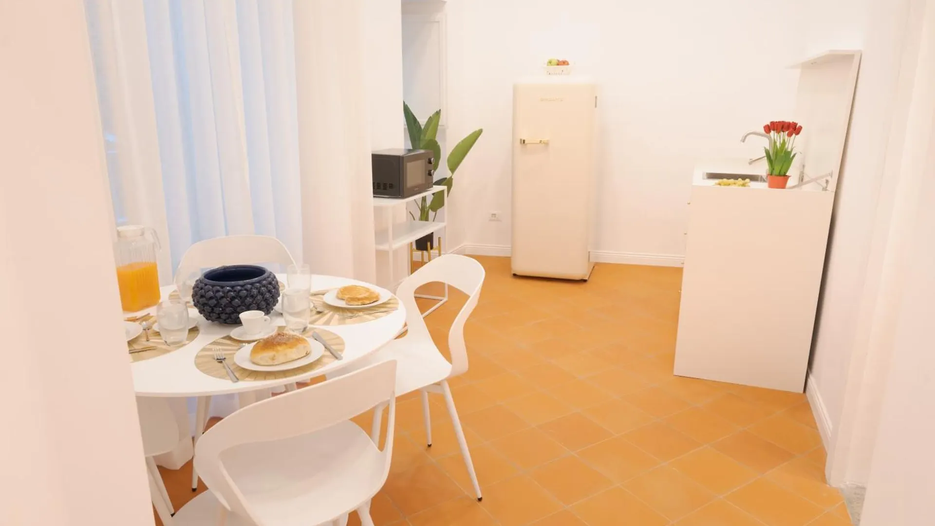 Guest house Palazzo Castriota Scanderbeg Naples