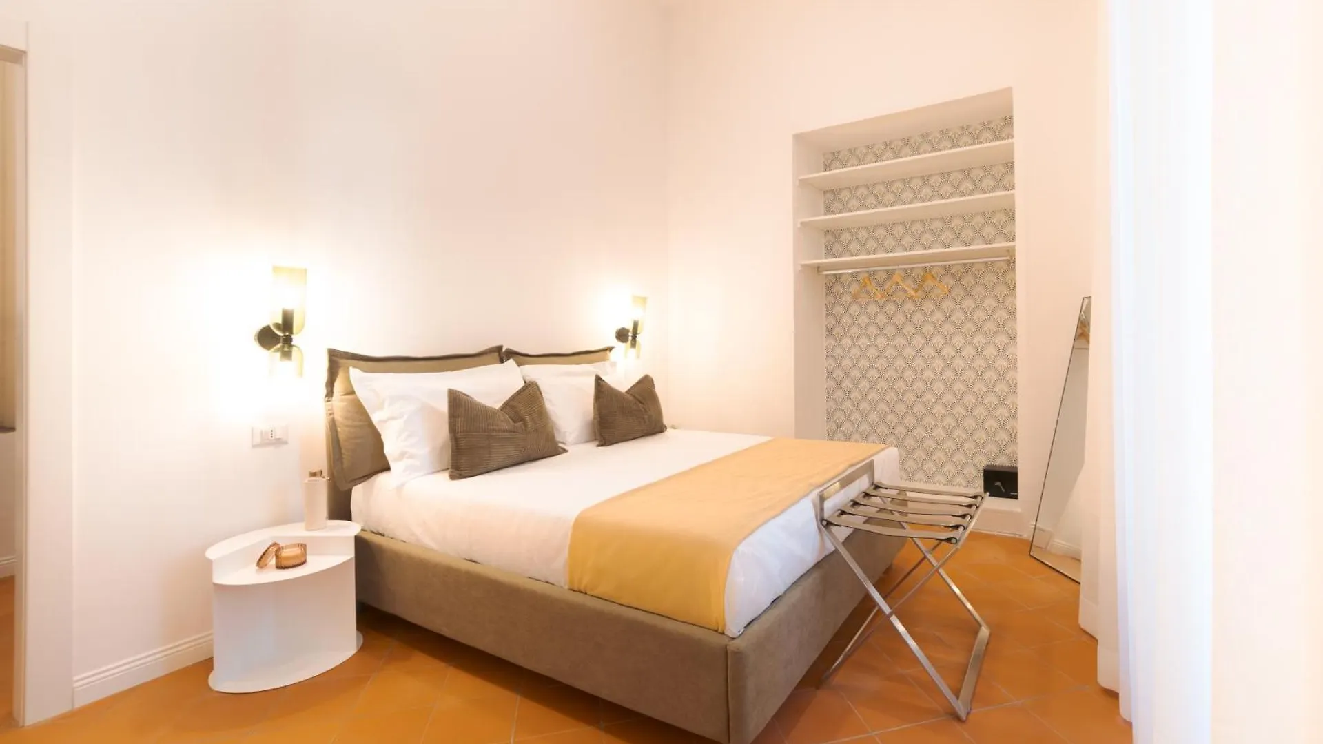 Palazzo Castriota Scanderbeg Naples Guest house